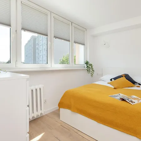 Sloneczny Apartament W Sercu Gdyni By Renters Γκντίνια